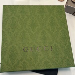 Gucci box